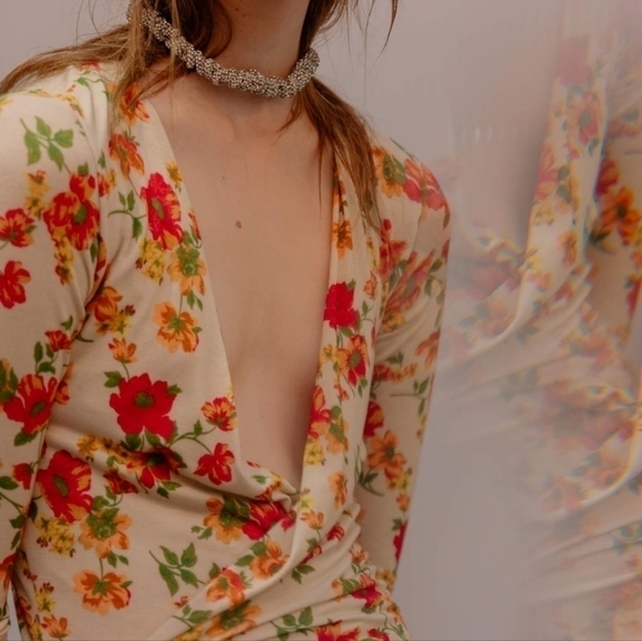 N°21 Floral-print Plunging Neckline Dress - Picture 3 of 8